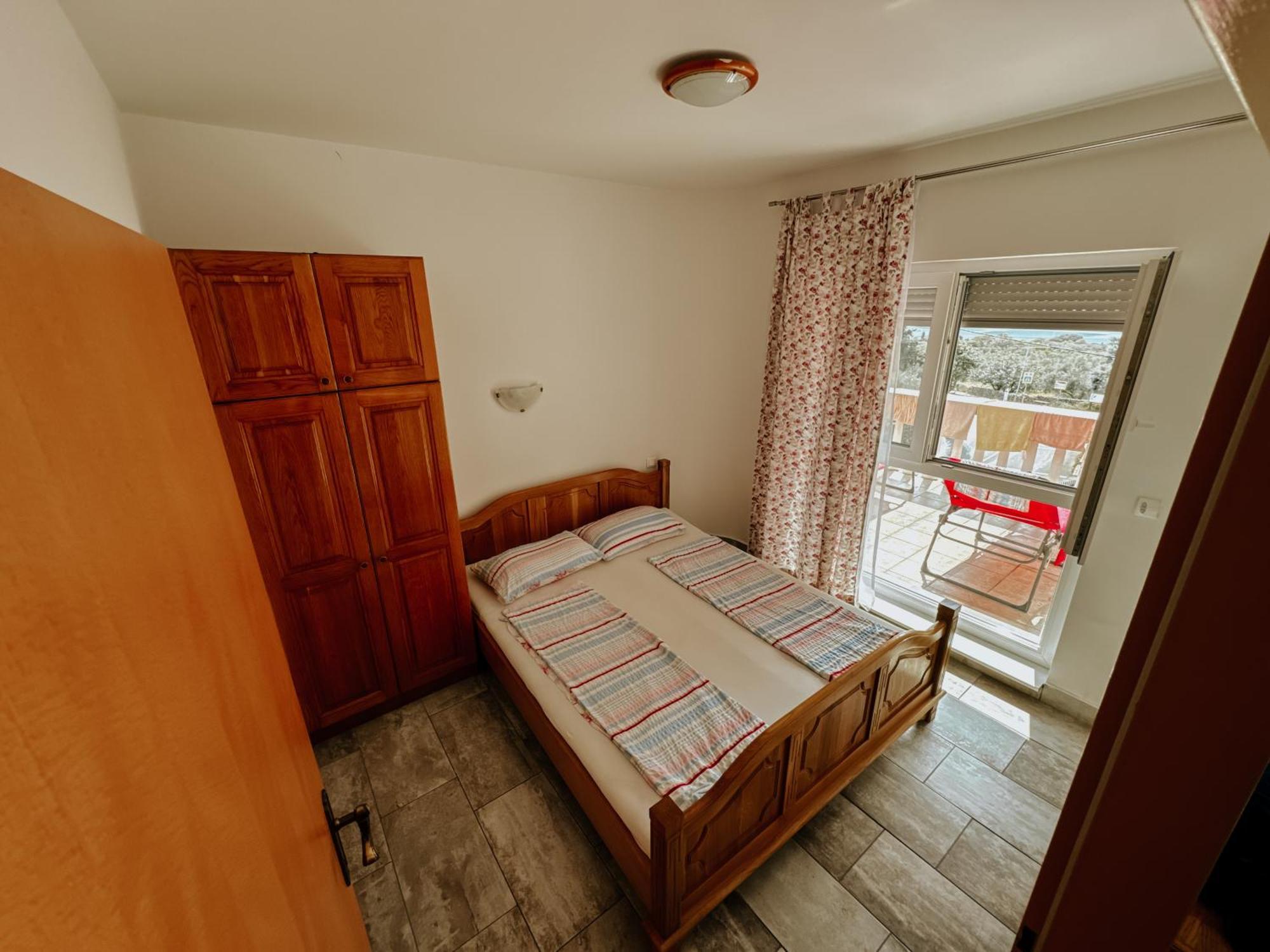 Krk Kornic Apartments Esterno foto