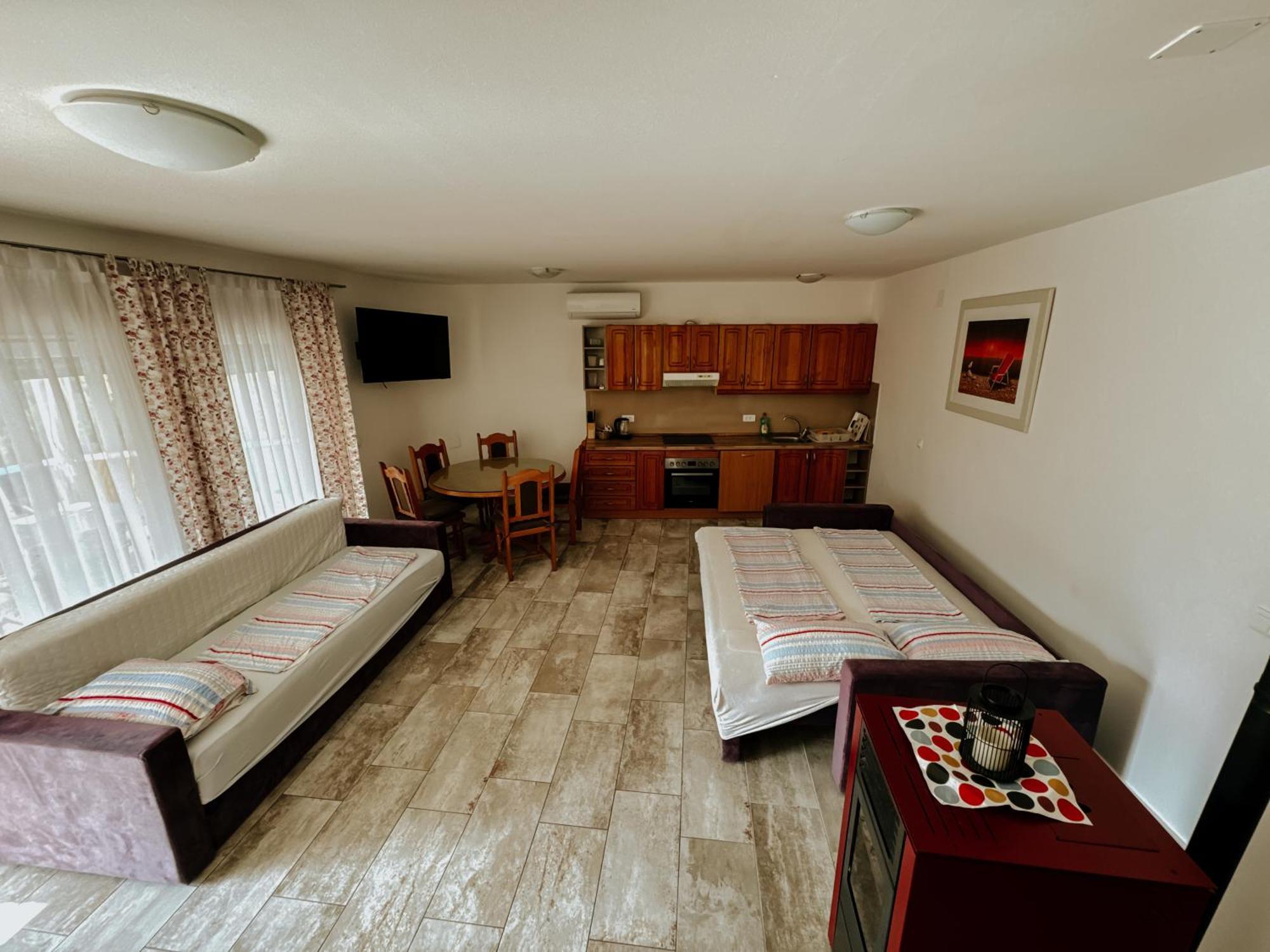 Krk Kornic Apartments Esterno foto